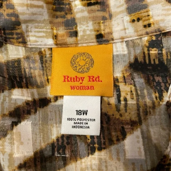 Ruby Rd. Top - Picture 3 of 3